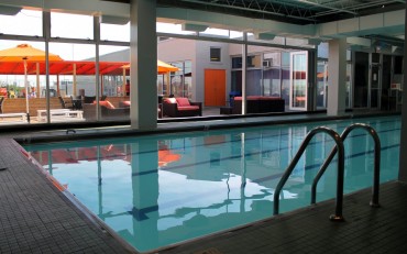 Lincoln Park Rooftop Pool